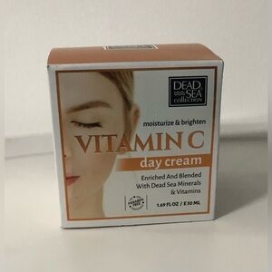 Vitamin C Day Cream moisturize & brighten.1.69fl.oz